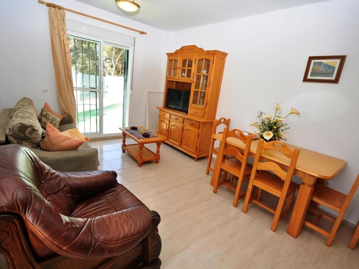 Apartamento Junto Al Mar Piscina Solo Familias Conil De La Frontera Exterior photo